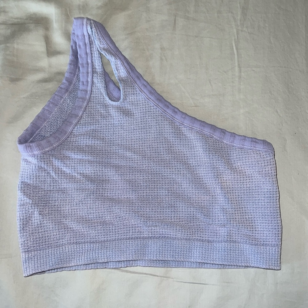 One should purple top